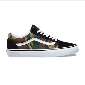CAMO VANS